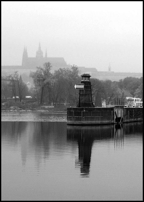 Hrad? <- Tímhle směrem.