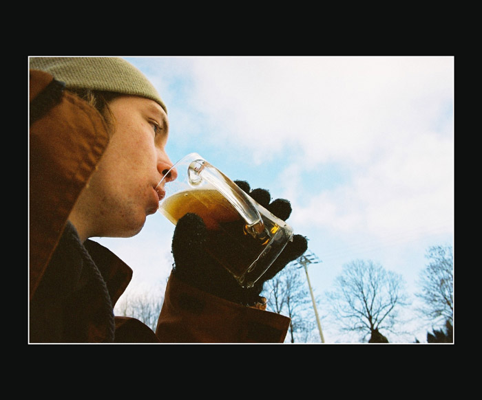 -Zimní vycházka spolku<br>mladých alkoholiků...-