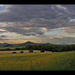 podvečer pod Házmburkem......