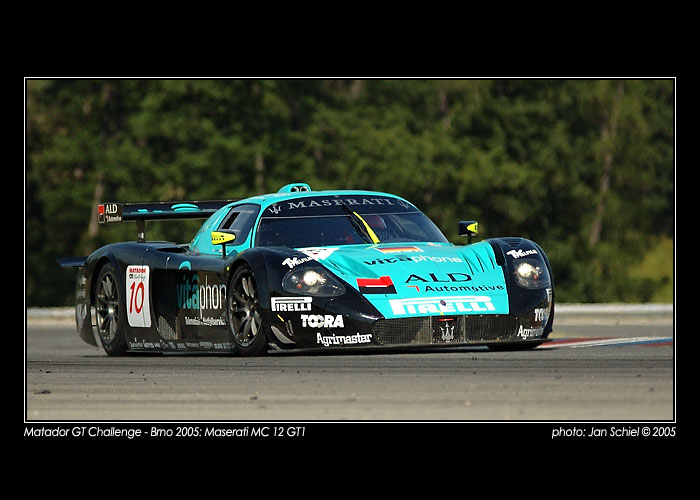 Maserati MC 12 GT1