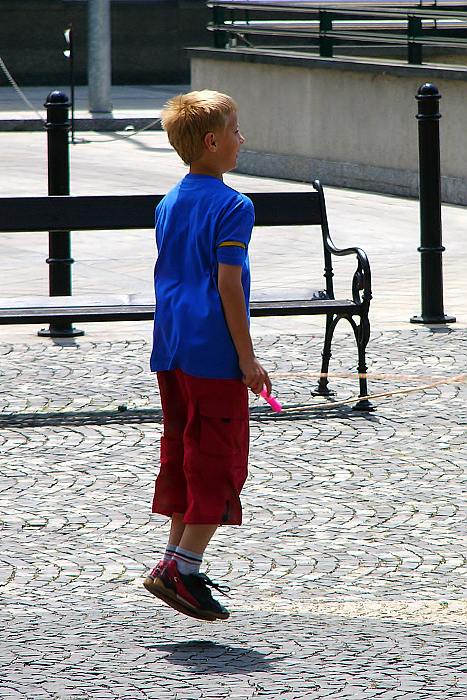 raz si dole a raz ...