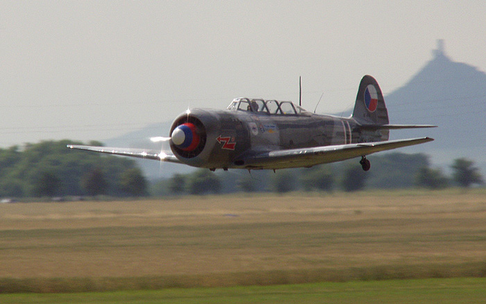 Avia C-11