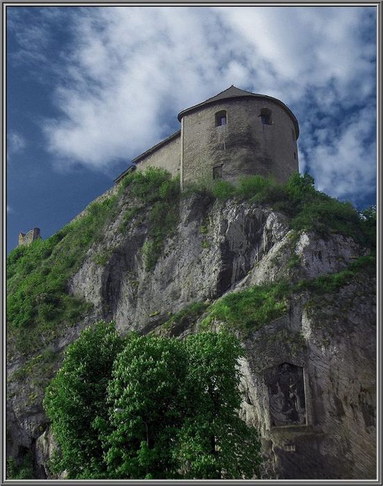 väžička na trenčianskom hrade