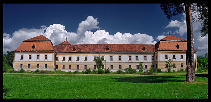 Kaštiel