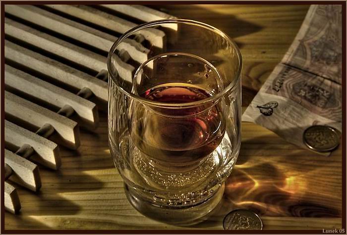 Zizkovske oko aneb to neni Jim Beam