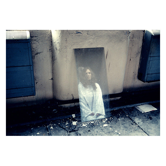 Ne-tak-docela anděl