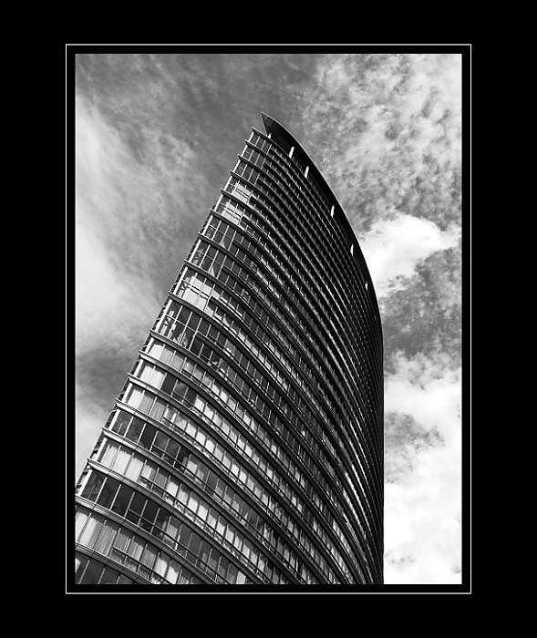 THE CURVE