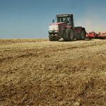 Jarní práce na poli