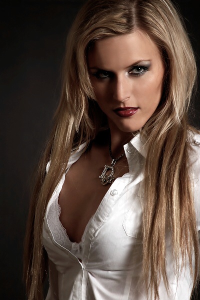 Alana 6