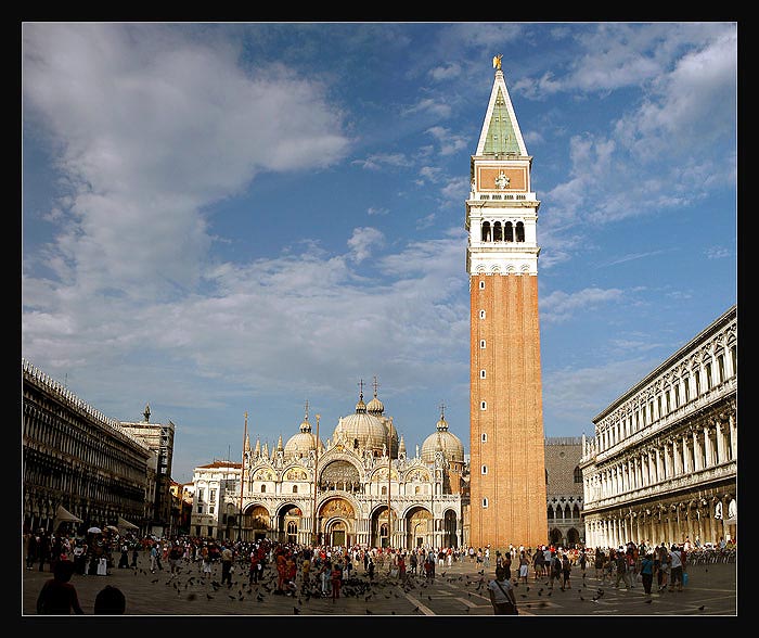 <B>..VENEZIA TRAFFIC lV..<hR>