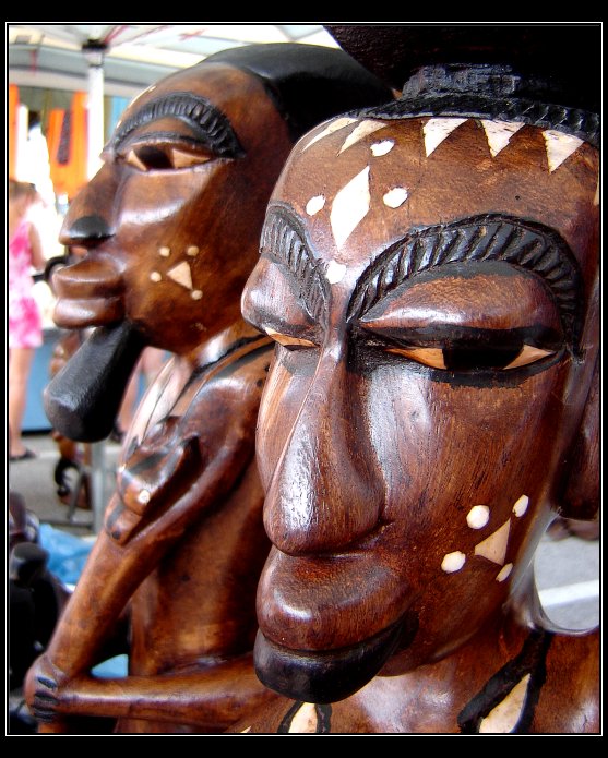 <b>.:Face to face:.</b>