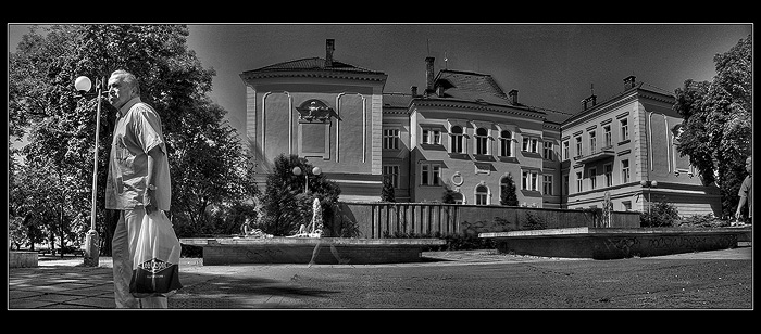 <b> - Ať žijí duchové - </b>