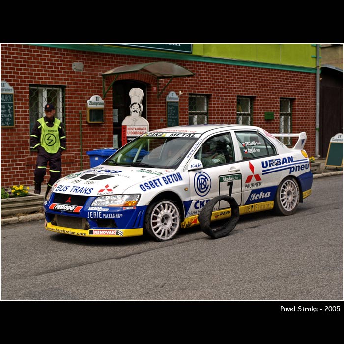 Tati, předjíždí nás kolo :-)