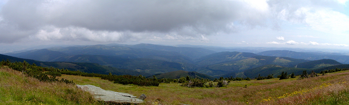 Podmračené jesenické panorama
