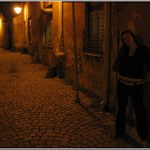 "Tak kolik, mladej?"