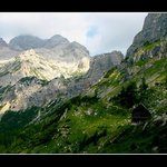 Vodnikov Dom a Triglav