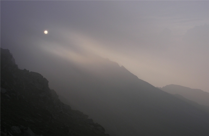 Mlzne odpoledne na Fagarasi