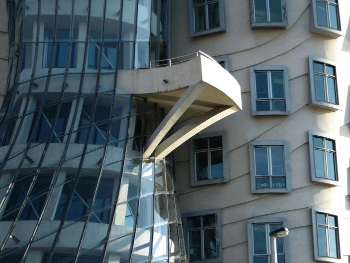 <b>dANciNG_bUiLdiNG iv</b>