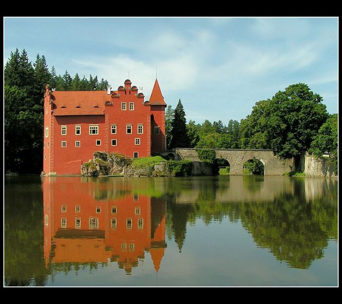 Červená Lhota