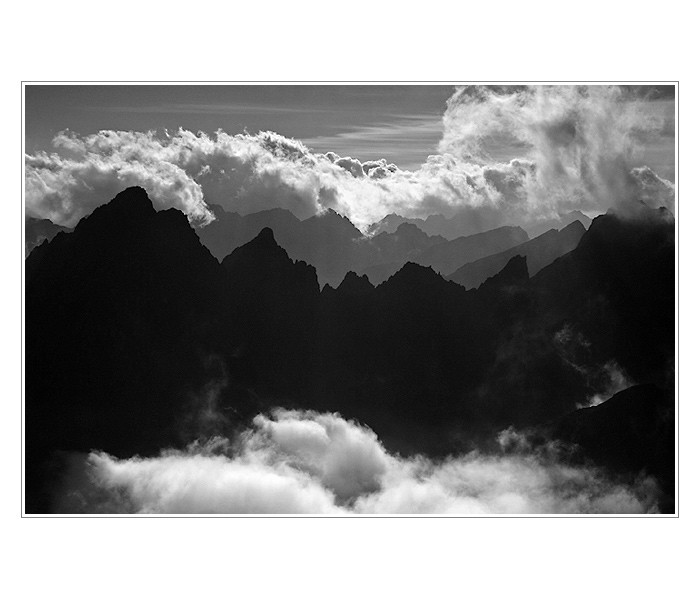 <B>TA3 B&W</B><BR>