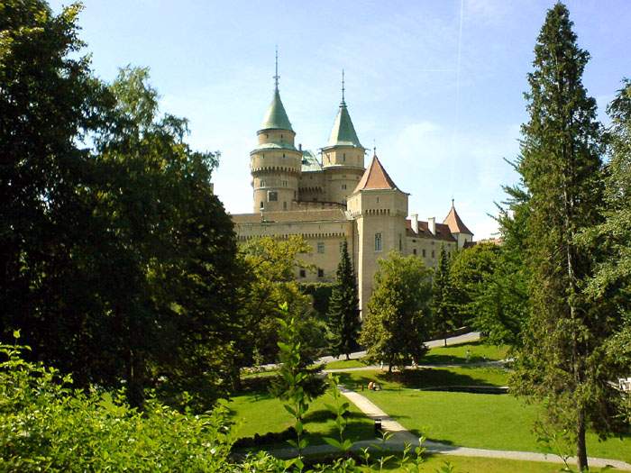 Z rozprávky do rozprávky