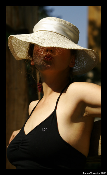 Kiss...
