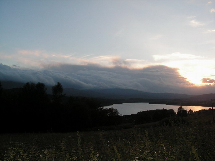 lipno na  večer