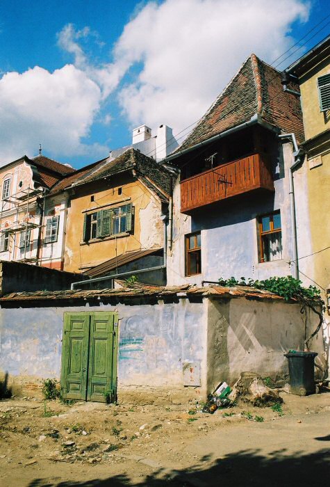 Barevne domy v Sibiu, Rumunsko