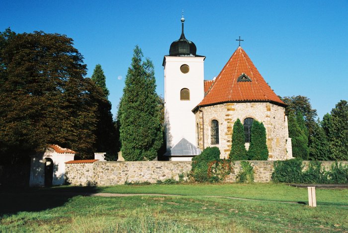 Levý Hradec - kostel sv.Klimenta