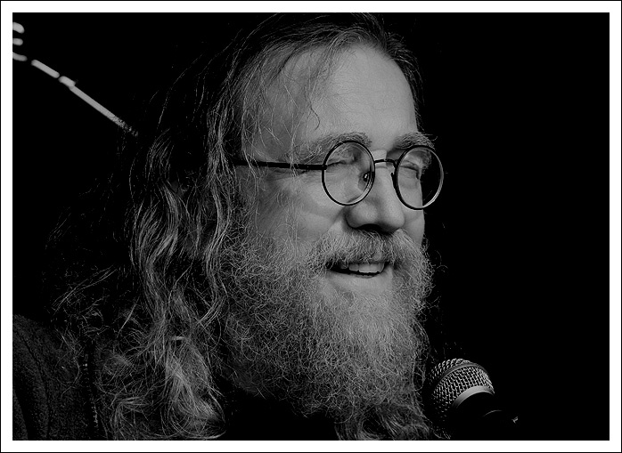 <b> Jaroslav Hutka </b><br>