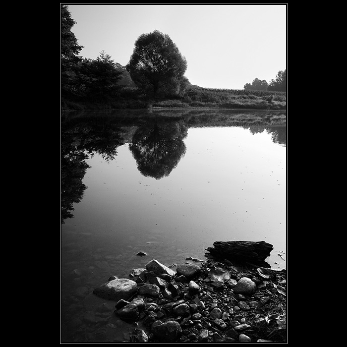 Hladina ...