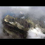 Mha přede mnou, za mnou, i pode mnou...