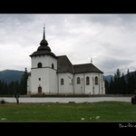 <b>Ve jménu kříže</b>