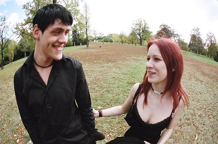 15mm :: happy sunshine couple