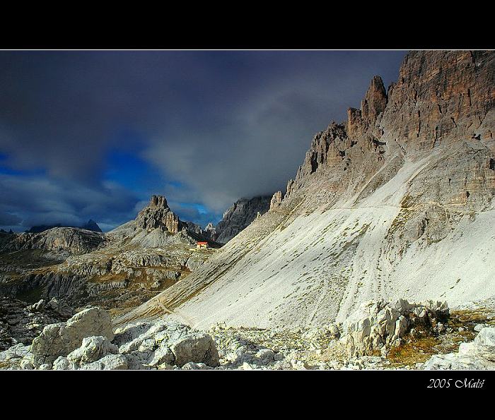 * Dolomity I *
