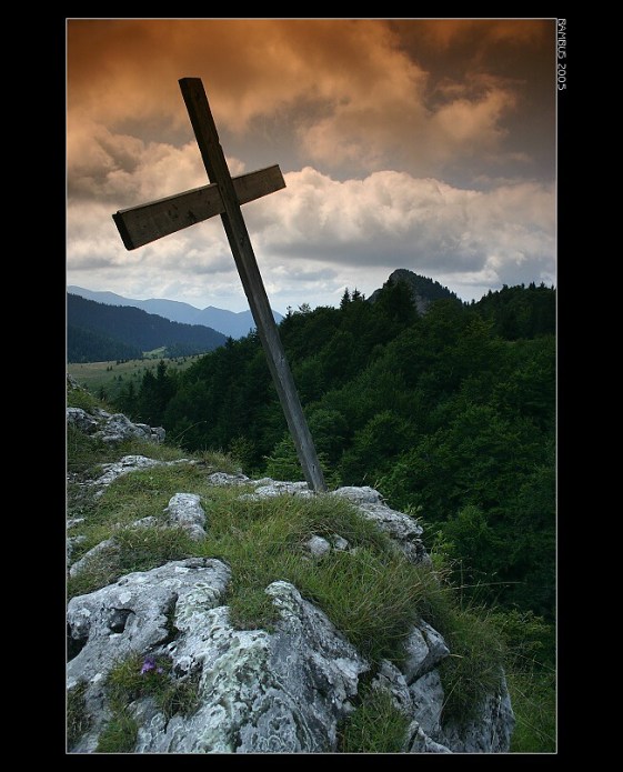 Mrtvým na památku, živým pro výstrahu!