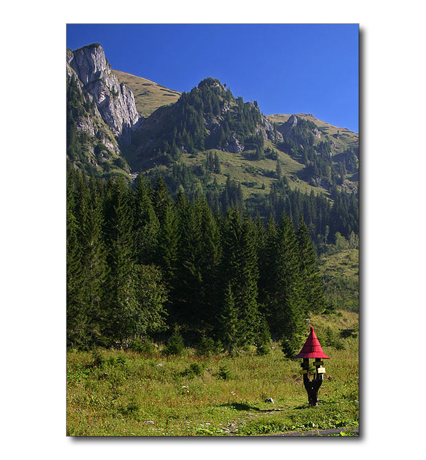 <B>V Tichej doline</B><BR>