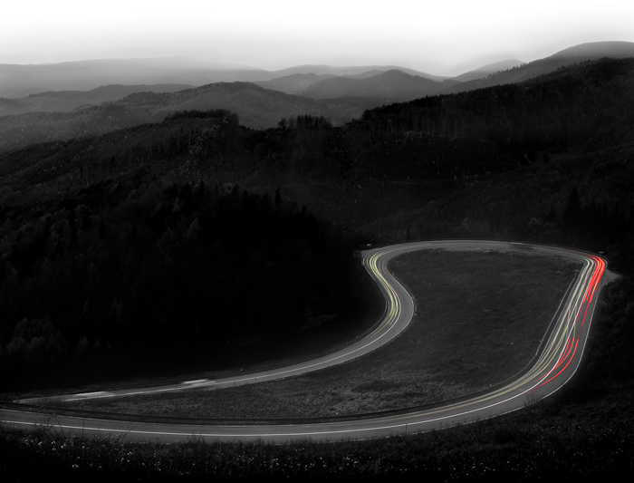 <b> Follow the dusk </b>