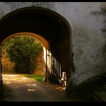 <B>-Když sluníčku otevřeme bránu-<Br>