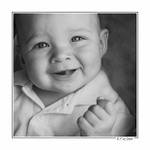 "Teta..co jsem ti říkala o tom focení mne .. "