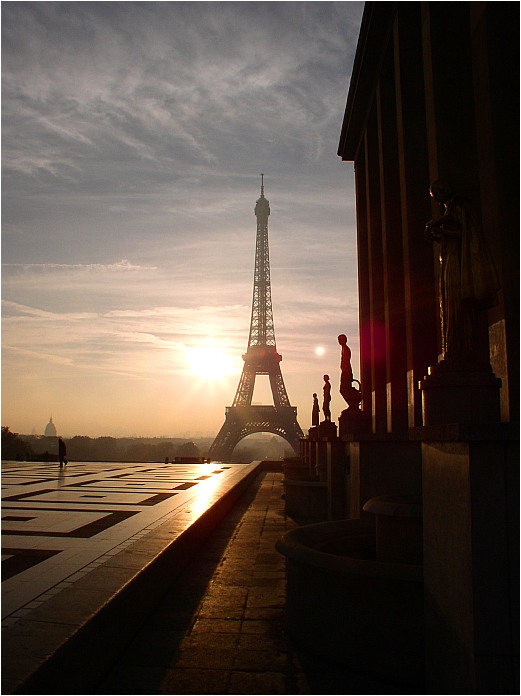 Svítání v Paříži