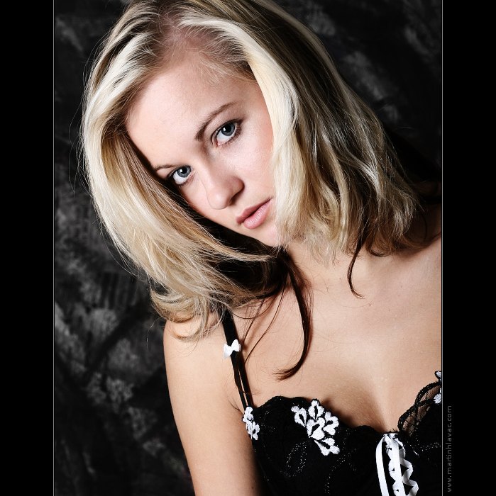 Simona