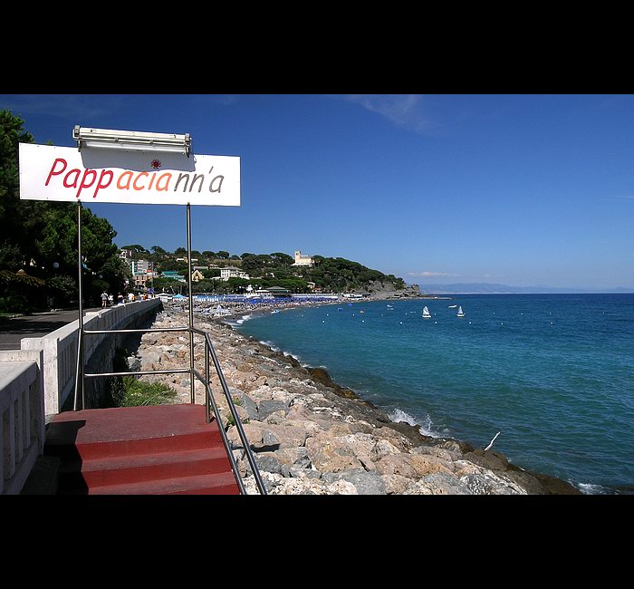 <b>Pappaciann\'a</b>