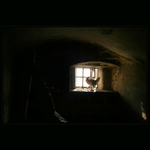 ...ven...nebo dovnitř...?