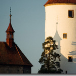 velká ve stínu malé