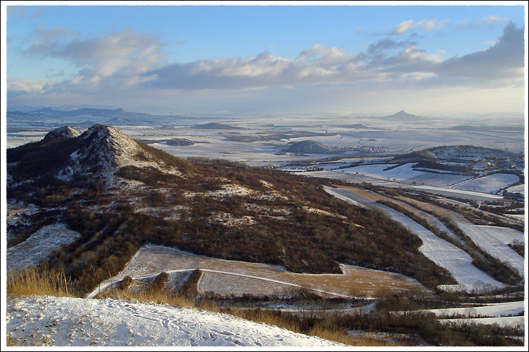 České středohoří z Oblíku