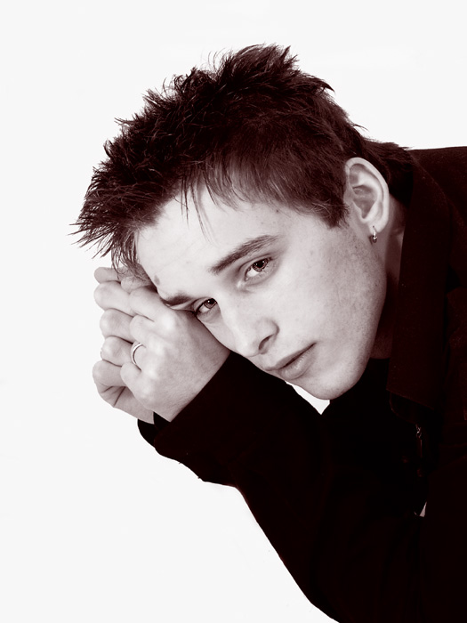 roman poprve