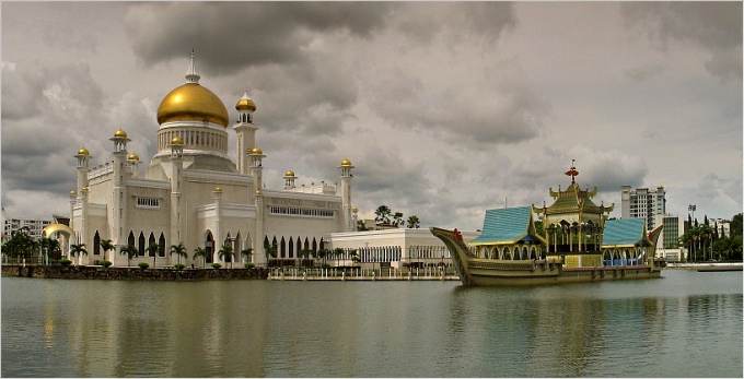 Mešita Omar Ali Saifuddin - Brunei