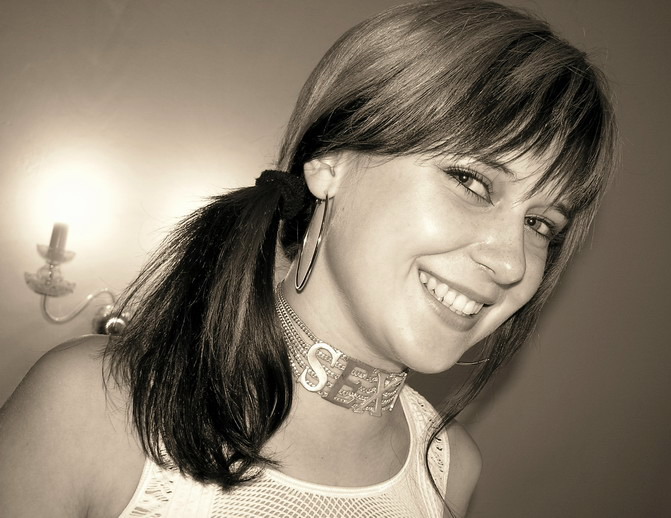 - Szilvia -