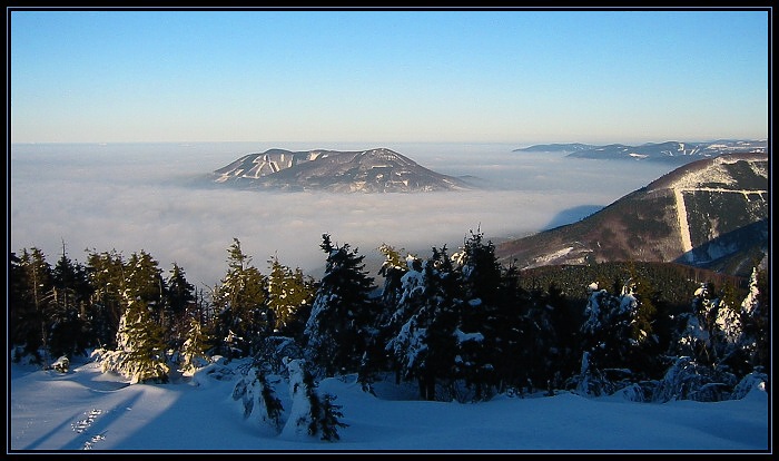Pustevny nad mraky I